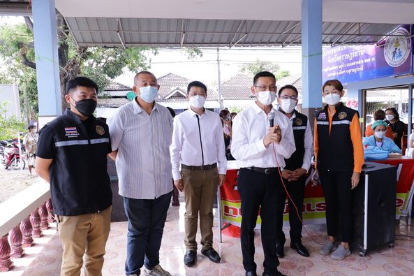 บรรยากาศฉีดวัคซีนไฟเซอร์ให้กับประชาชนในเขตเทศบาลฯ รูปภาพ 1