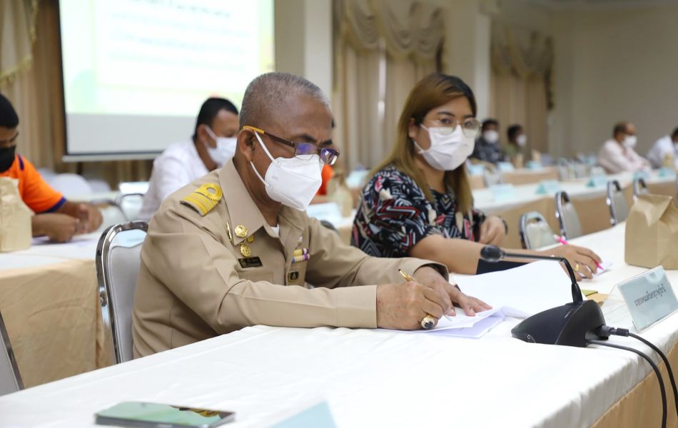 เทศบาลนครสุราษฎร์ธานี ร่วมประชุมคณะกรรมการรักษาความมั่นคง แล ... Image 1