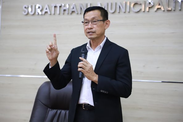 อบรมโครงการสัมมนาเชิงปฏิบัติการกลุ่มผู้นำสตรีเทศบาลนครสุราษฎ ... รูปภาพ 1