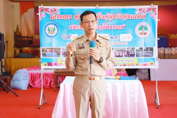 นายกเทศมนตรี ลงพื้นที่พบปะชมรมผู้สูงอายุโพธาวาส รูปภาพ 1