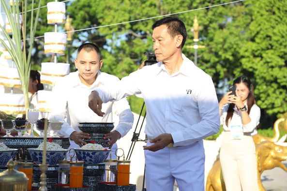 พิธีบวงสรวงศาลหลักเมืองจังหวัดสุราษฎร์ธานี Image 1