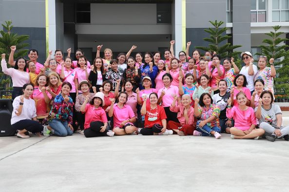 บรรยากาศการซ้อมรำไปงานแห่เทียน จ.อุบล รูปภาพ 1