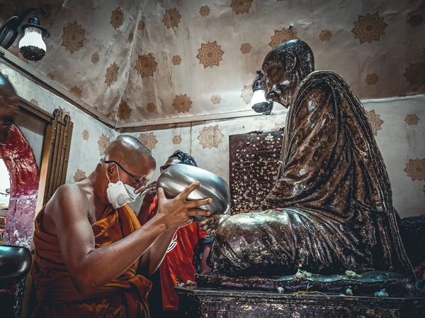 บรรยากาศงานประจำปีปิดทองสรงน้ำหลวงพ่อพัฒน์ รูปภาพ 1