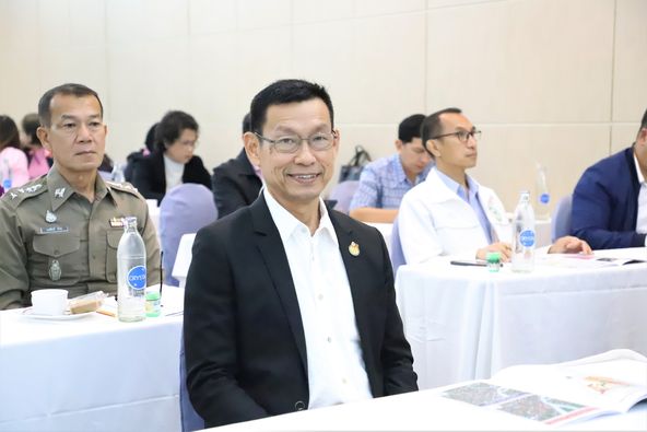 ประชุมเพื่อระดมความคิดเห็นและข้อเสนอแนะจากภาคส่วนที่เกี่ยวข้ ... Image 1