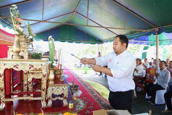 วันนี้ (27 ธ.ค. 66 ) นายประเสริฐ บุญประสพ นายกเทศมนตรีนครสุร ... Image 1