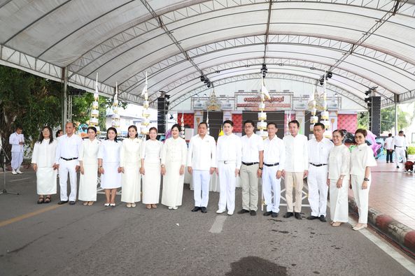 ่เทศบาลฯ ร่วมพิธีบวงสรวงศาลหลักเมือง และบวงสรวงพื้นที่จัดงาน ... Image 1