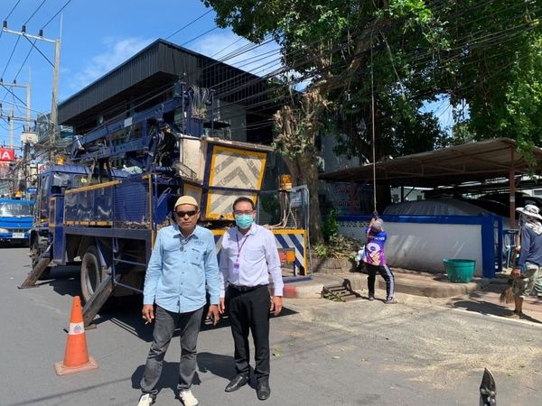 ตัดแต่งกิ่งไม้บริเวณหน้าสำนักงานอัยการภาค ๘ และด้านหลังตำรวจ ... Image 1