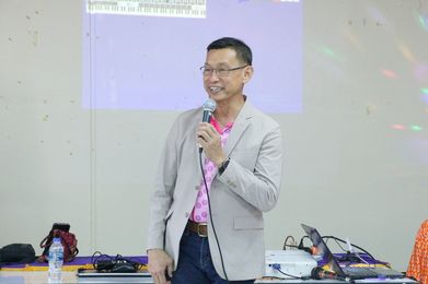 นายกแป๊ะ ลงพื้นที่พบปะชมรมผู้สูงอายุราษฎร์อุทิศ Image 1