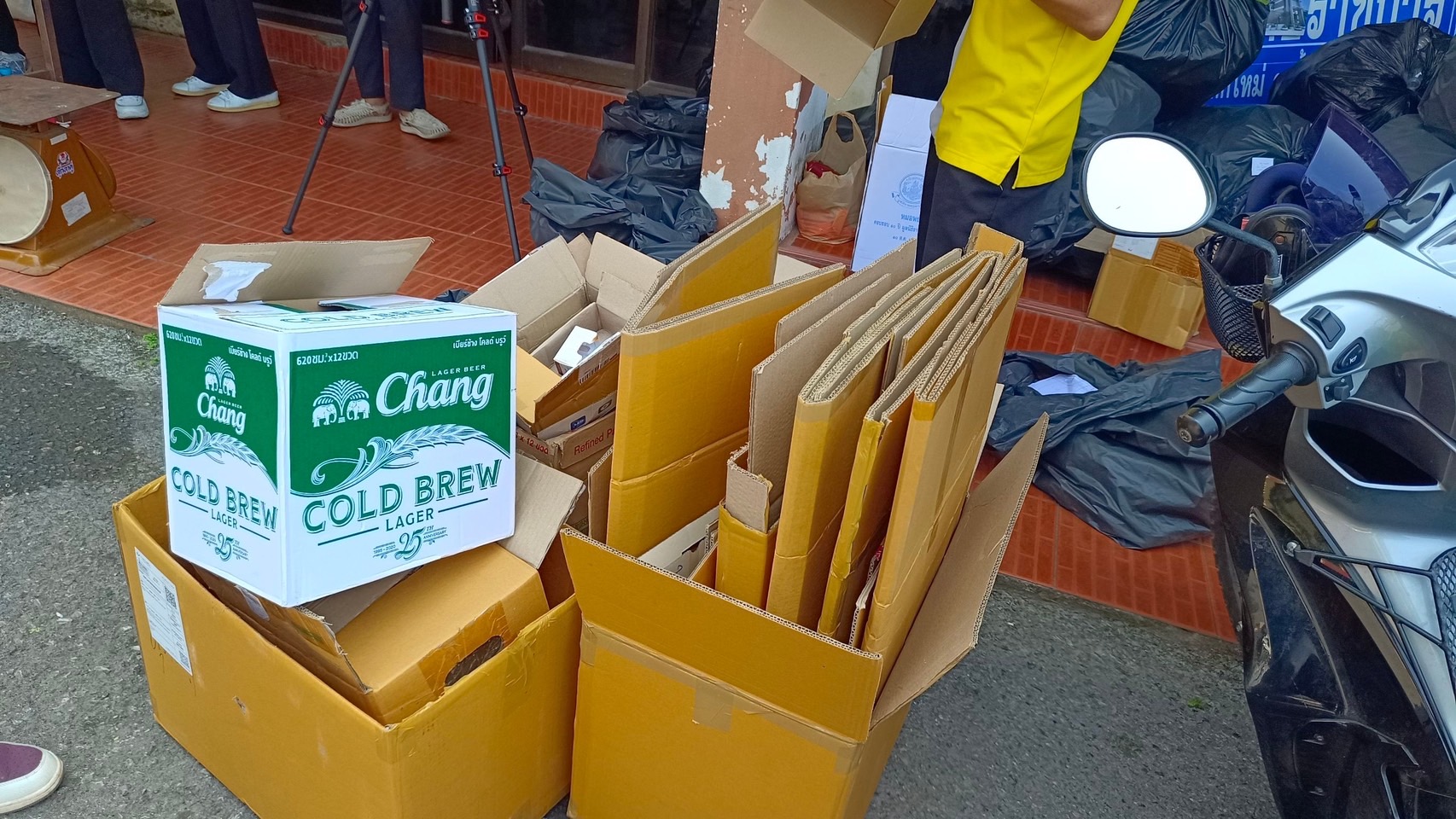 เทศบาลนครสุราษฎร์ธานีจัดกิจกรรม​ MOI​ Waste​ Bank​ Week Image 8