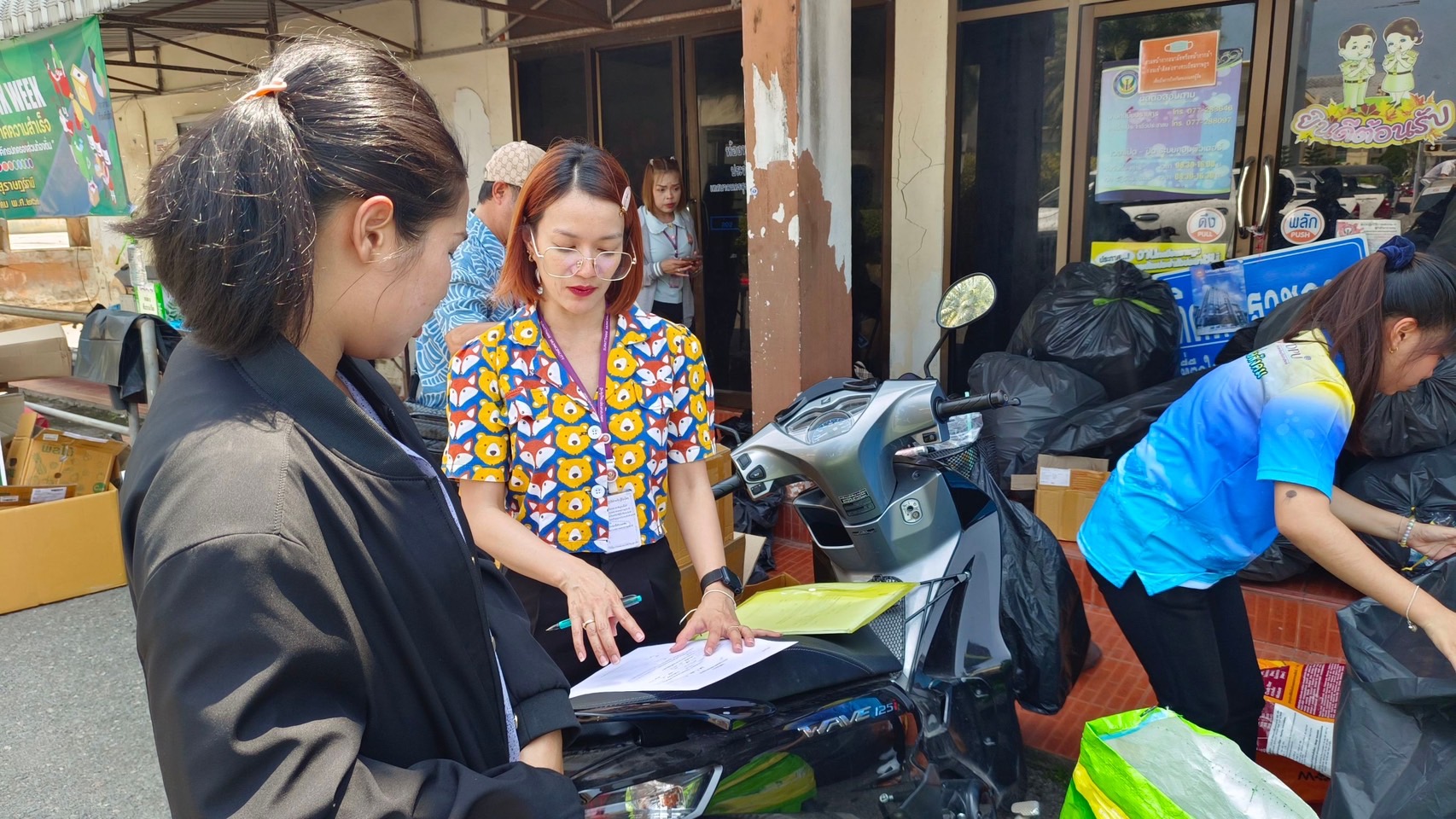 เทศบาลนครสุราษฎร์ธานีจัดกิจกรรม​ MOI​ Waste​ Bank​ Week Image 9