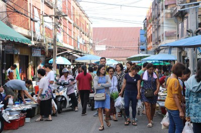 "ตลาดศรีไชยา" ตลาดประมงพื้นบ้านที่เก่าแก่ของพี่น้องชาวบ้านดอ ... Image 1