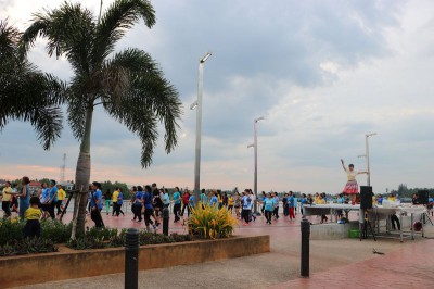 ยักย้ายส่ายสะโพกเบา ๆ เต้นสนุก สร้างสุขภาพที่ดี Image 1