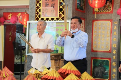 ประเพณีทิ้งกระจาด ประจำปี ๒๕๖๓ ของมูลนิธิมุทิตาจิตธรรมสถาน Image 1