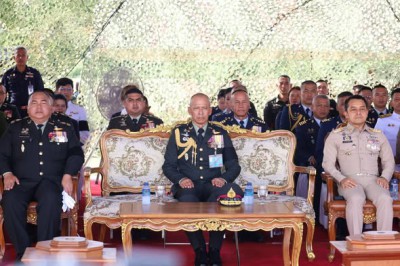 เทศบาลฯ ร่วมพิธีกระทำสัตย์ปฏิญาณตนต่อธงชัยเฉลิมพล วันกองทัพไ ... Image 1