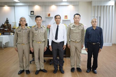 วันนี้ (19 ม.ค. 69) ณ สำนักงานสรรพากรพื้นที่สุราษฎร์ธานี ๑ อ ... Image 1