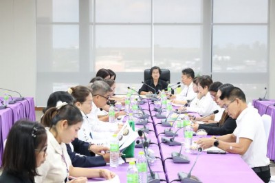 การประชุมคณะกรรมการศูนย์พัฒนาและฟื้นฟูคุณภาพชีวิตผู้สูงอายุแ ... Image 1