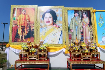 กิจกรรมจิตอาสาพัฒนาสวนสาธารณะบึงขุนทะเล น้อมรำลึกในพระมหากรุ ... รูปภาพ 1