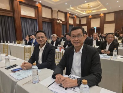 นายประเสริฐ บุญประสพ นายกเทศมนตรีนครสุราษฎร์ธานี พร้อมดำรงตำ ... Image 1