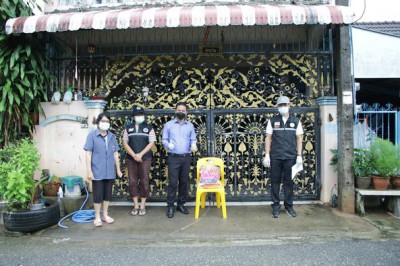 ทศบาลนครสุราษฎร์ธานี ลงพื้นที่ส่งมอบถุงยังชีพ Image 1