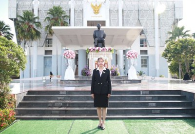 พิธีวางพวงมาลาถวายสักการะ “พระบิดาแห่งกฎหมายไทย” เนื่องในวัน ... Image 1