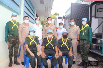ถ่ายภาพรังสีทรวงอก (X-Ray) ด้วยรถเอกซเรย์เคลื่อนที่ (Mobile  ... รูปภาพ 1