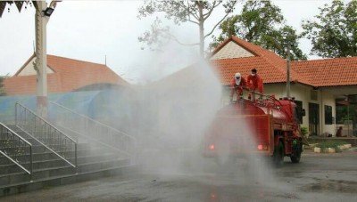 ฉีดพ่นฆ่าเชื้อในพื้นที่เขตเทศบาลนครสุราษฎร์ธานี Image 1