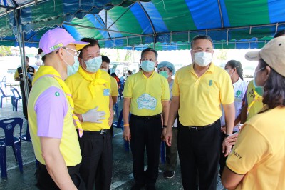 บรรยากาศตรวจคัดกรองโควิด -19 “เชิงรุก” Image 1