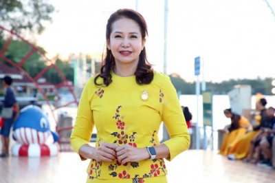 ร่วมชมการประกวดร้องเพลงไทยลูกทุ่งท้องที่ และท้องถิ่น ประจำปี ... Image 1