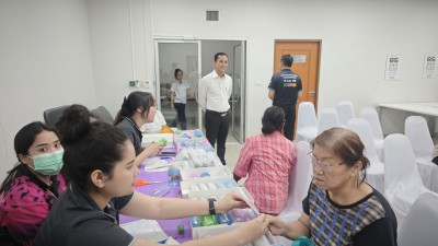 โครงการคัดกรองความผิดปกติสายตาและแก้ไขการมองเห็นในกลุ่มผู้สู ... Image 1