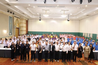 พิธีเปิดการอบรมให้ความรู้ด้านการจัดการขยะในสถานศึกษา ประจำปี ... รูปภาพ 1