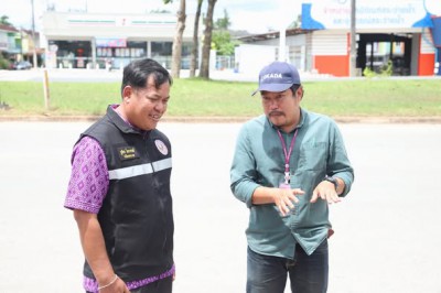 เร่งติดตั้งเครื่องสูบน้ำเพื่อแก้ไขปัญหาน้ำท่วมและลดผลกระทบจะ ... Image 1