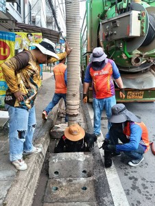 เทศบาลนครสุราษฎร์ธานี โดยสำนักช่าง ดำเนินงานด้านต่างๆเพื่อคว ... รูปภาพ 1