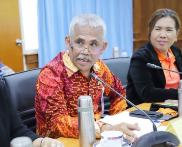 ประชุมเพื่อบูรณาการขับเคลื่อนกิจกรรมศูนย์เรียนรู้ตามหลักปรัช ... รูปภาพ 1