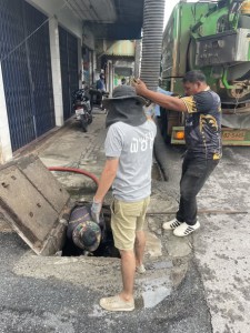 เทศบาลนครสุราษฎร์ธานี โดยสำนักช่าง ดำเนินงานด้านต่างๆเพื่อคว ... รูปภาพ 1