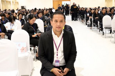 ปล่อยแถวขบวนรถประชาชนชาวจังหวัดสุราษฎร์ธานี ในการเดินทางไปเข ... รูปภาพ 1