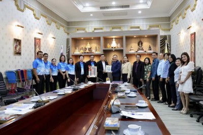 เทศบาลนครสุราษฎร์ฯ ศึกษาดูงานระบบขนส่งมวลชน “EV BUS” Image 1