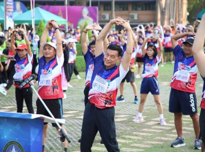เทศบาลร่วมกิจกรรมวิ่งเพื่อการกุศล "ราชภัฏเมืองคนดี มินิมาราธ ... รูปภาพ 1