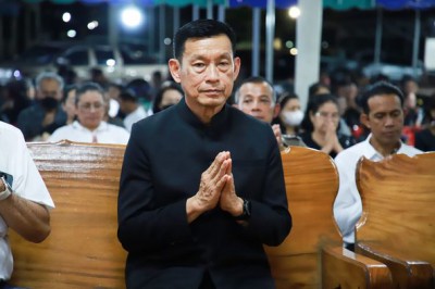 นายกแป๊ะ ร่วมมอบเงิน 30,000 บาท แก่สมาชิกกองทุนสวัสดิการชุมช ... Image 1