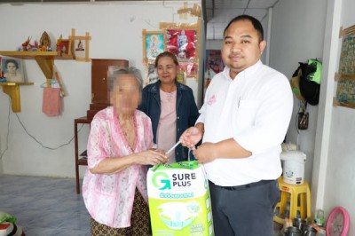 เทศบาลนครสุราษฎร์ธานี ลงพื้นที่บริการทำบัตรประจำตัวคนพิการที ... Image 1