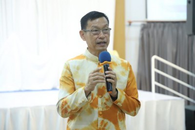 นายกแป๊ะ ลงพื้นที่พบปะชมรมผู้สูงอายุสวนหลวง ร.9 Image 1