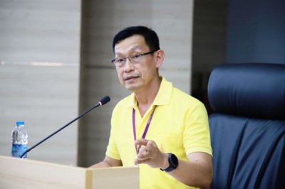 ประชุมเรื่องยกเลิกการอยู่เวรของครูและบุคลากรทางการศึกษา และก ... Image 1