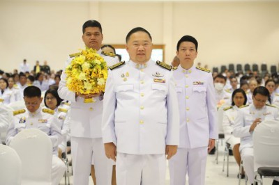พิธีวางพานพุ่มถวายราชสักการะ เนื่องในวันจักรี Image 1