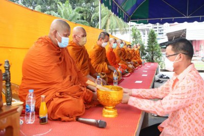 สมโภชเรือพนมพระทางบกวัดกลางใหม่ วัดหน้าเมือง และสำนักสงฆ์นิค ... รูปภาพ 1