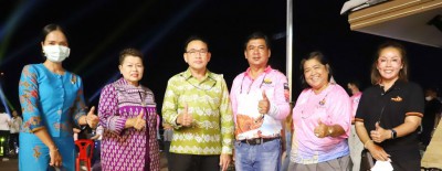 การแสดงน้ำพุดนตรี ยิ่งใหญ่อลังการ กลางลำน้ำตาปี รูปภาพ 1