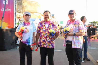 "โครงการเย็นทั่วหล้า มหาสงกรานต์" เทศบาลฯ ร่วมสืบสานวัฒนธรรม ... Image 1