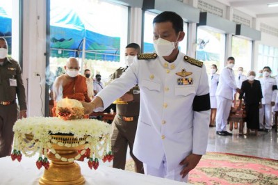พิธีพระราชทานเพลิงศพคุณพ่ออภิญโญ โชติเชาวกุล (แซ่ฉิ่ว) อายุ  ... Image 1