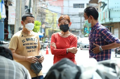 บรรยากาศวันที่๒ ของการลงพื้นที่ดูดล้างท่อระบายน้ำ ถนนตลาดศรี ... รูปภาพ 1