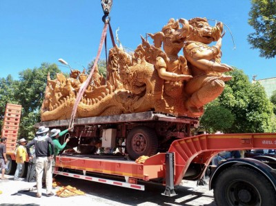ต้นเทียนอุบลราชธานี ออกเดินทางสู่จังหวัดสุราษฎร์ธานี รูปภาพ 1