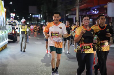 “วิ่งพรมน้ำมนต์ ชมเรือพระ สุราษฎร์ธานี 2566” รูปภาพ 1