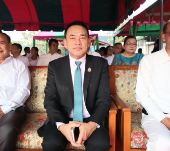 พิธีวางศิลาฤกษ์ อาคารเรียนแบบพิเศษ โรงเรียนสุราษฎร์ธานี Image 1